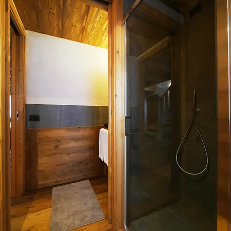 Chalet Les De Rose