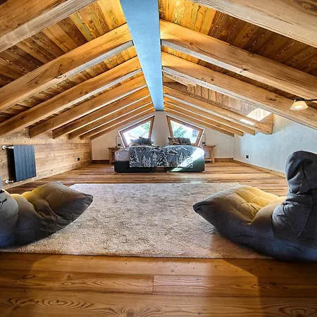 Шале Les De Rose *